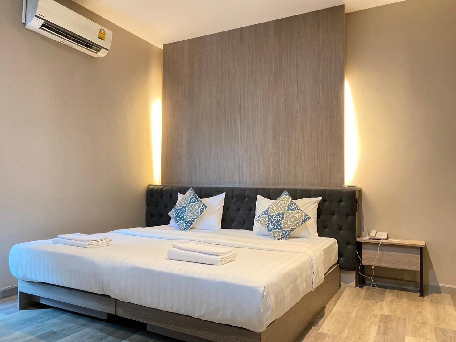 Tara Park Resotel Rangsit Esterno foto